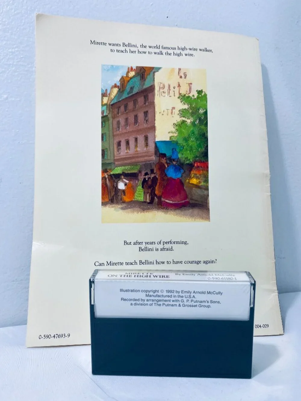 2 Pcs  Scholastic Mirette on the High Wire SC Book + Sealed Cassette